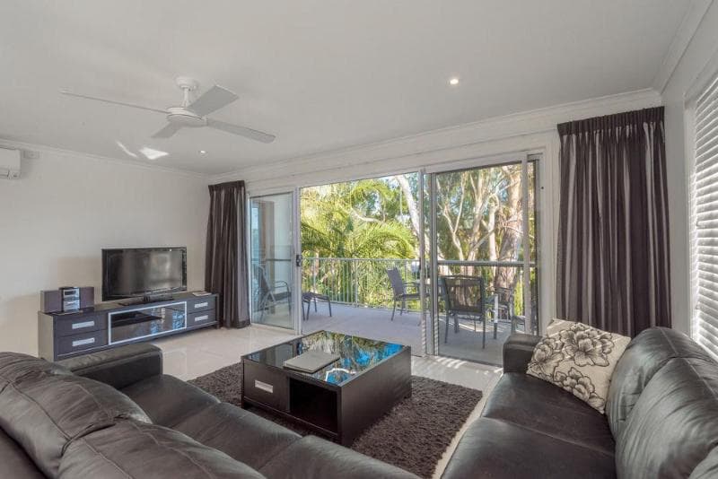 Noosa Outrigger Beach Resort 2