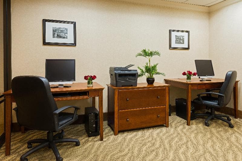 Holiday Inn Mobile-Dwtn/Hist. District photo 1