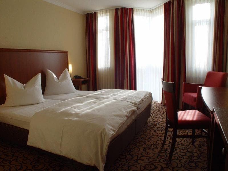 Dormero Hotel Munchen-Kirchheim Messe 4