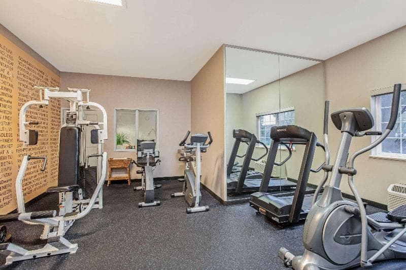 La Quinta Inn & Suites by Wyndham Modesto Salida 2