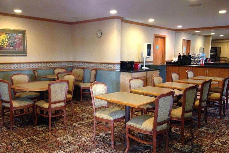 Travelodge By Wyndham Brooklyn Center photo 1