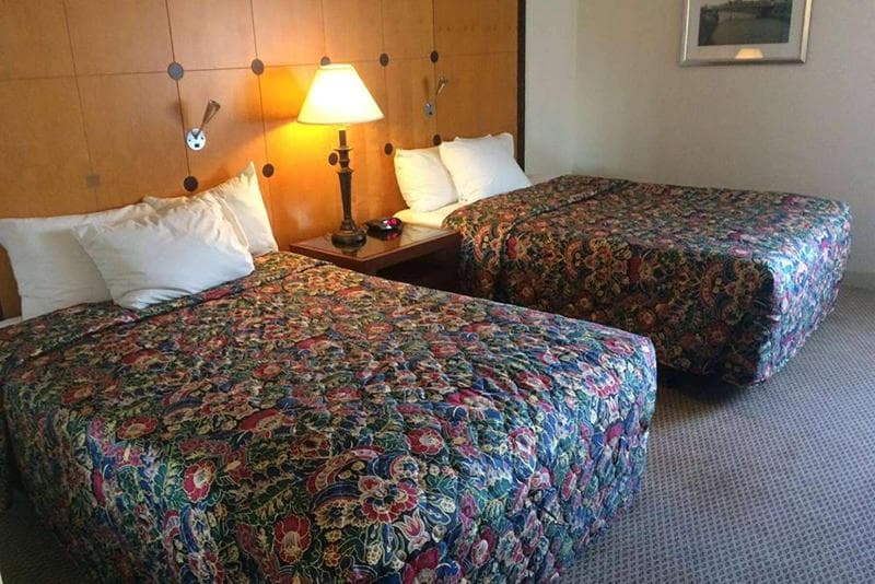 Travelodge By Wyndham Brooklyn Center 3