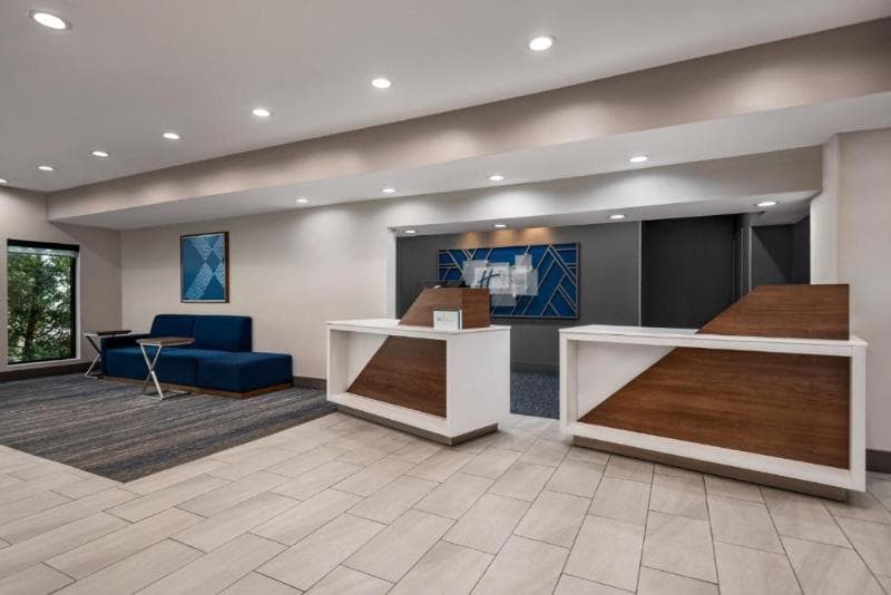 Holiday Inn Express Morgantown 4