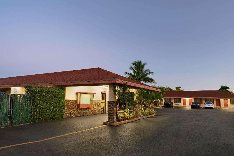 Super 8 By Wyndham, Florida City/Homestead/Everglades 2