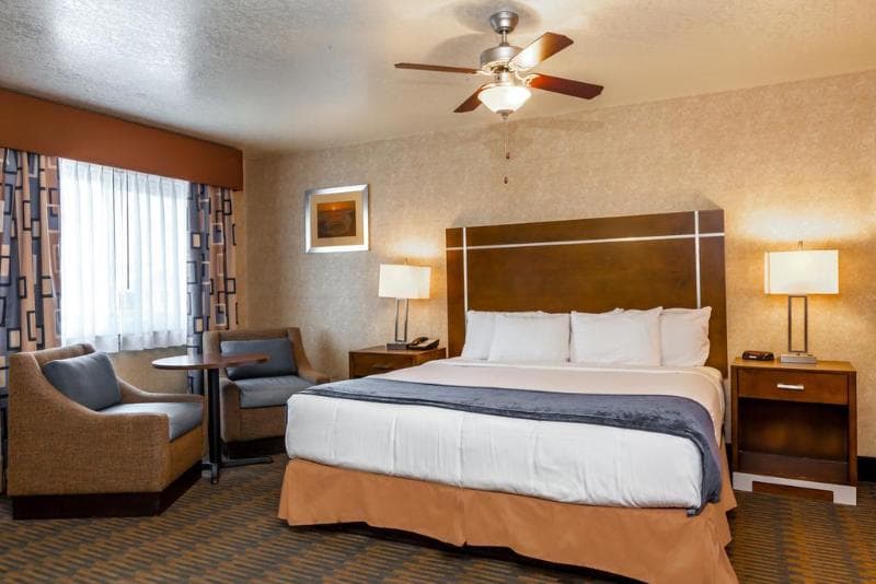 Harbor House Morro Bay Hotel 5