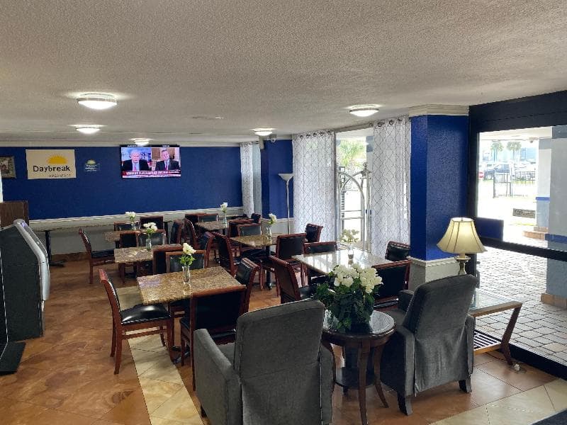 Days Inn By Wyndham Orlando Downtown 4