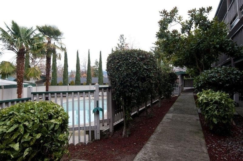 Cedarwood Inn Of Ashland 3