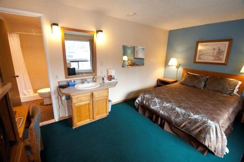 Cedarwood Inn Of Ashland 5