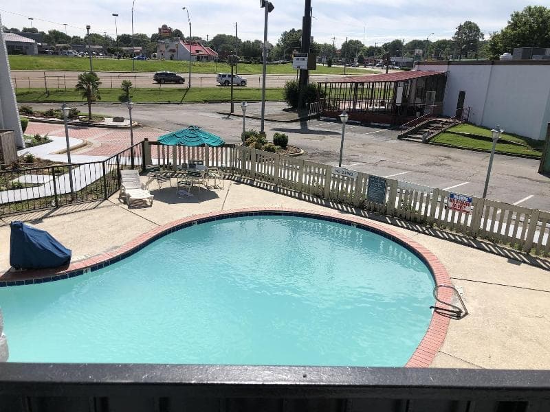 Budgetel Inn & Suites photo 1