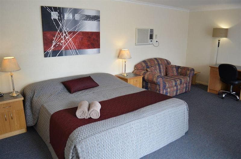 Arkana Motor Inn & Terrace Apartments 5