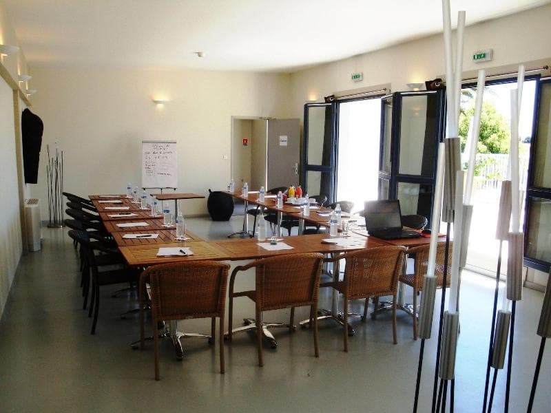 Hotel Canal Aigues Mortes main