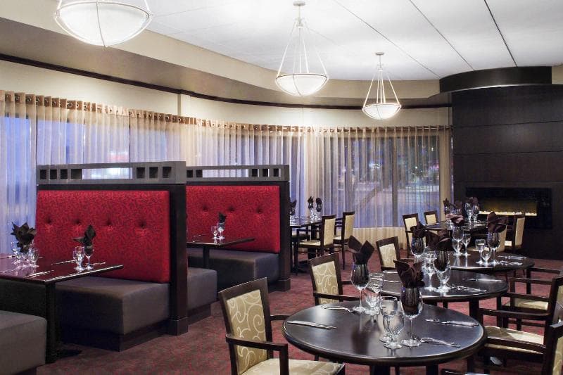 Four Points By Sheraton Winnipeg South 3