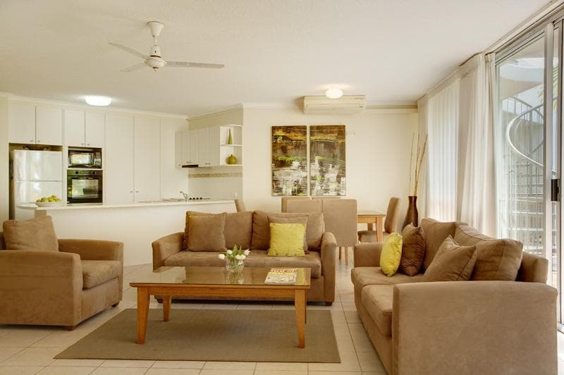 Noosa Tropicana photo 1