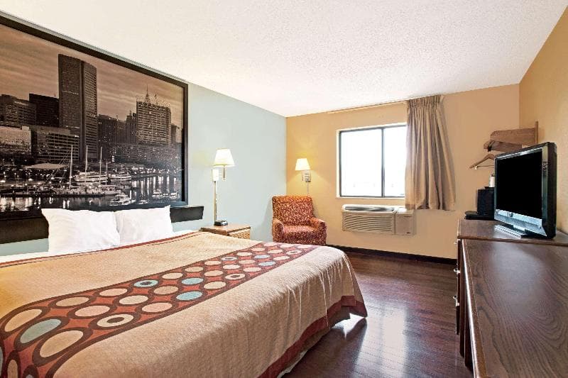 Super 8 By Wyndham Baltimore/Essex Area 5
