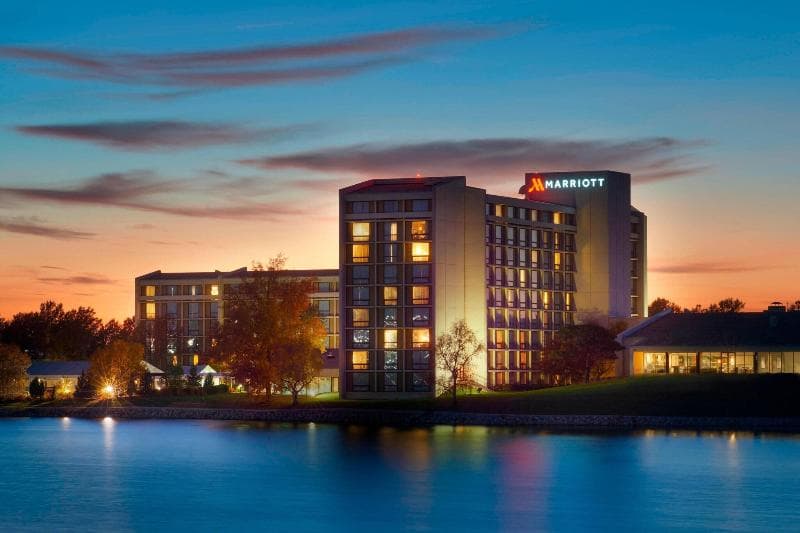 Marriott Kansas City Airport 4