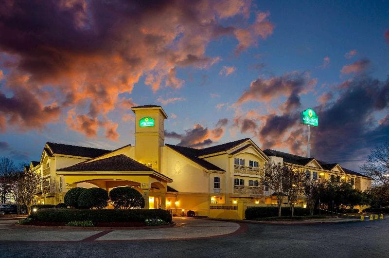 La Quinta Inn & Suites by Wyndham Macon 5