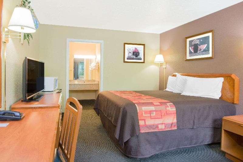 Travelodge by Wyndham Mansfield photo 1