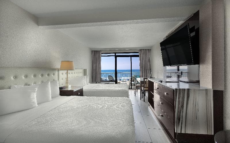 Captains Quarters Resort 4