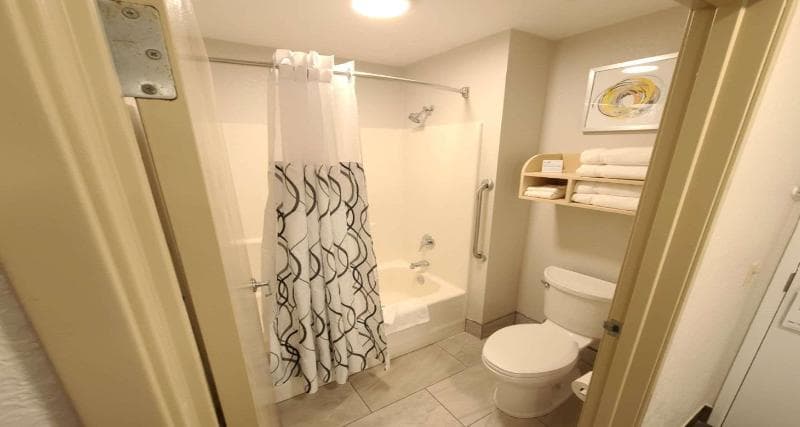 Best Western Watertown 4