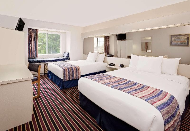 Microtel Inn & Suites By Wyndham Madison East 5