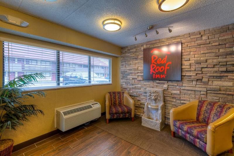 Red Roof Inn Memphis East 5