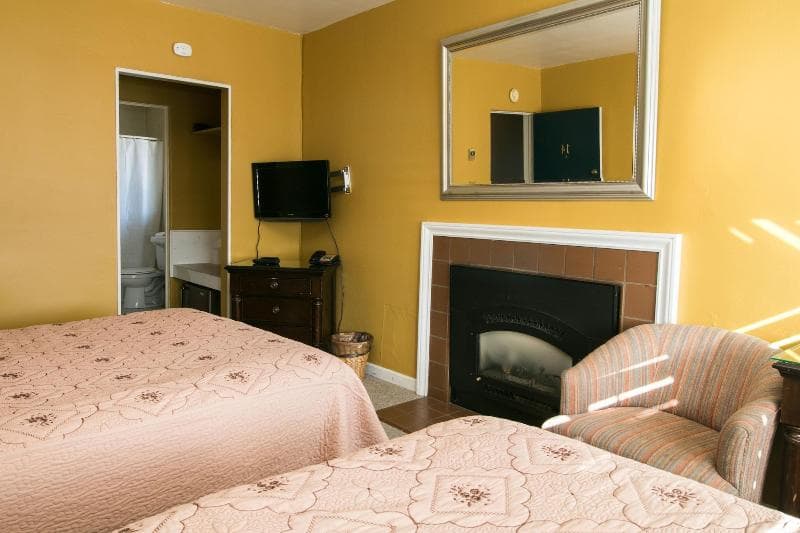 Carmel Wayfarer Inn photo 1
