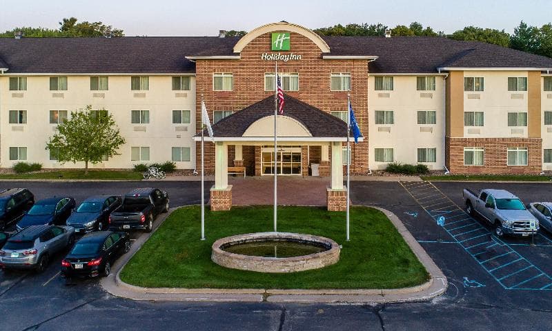 Holiday Inn Conference Center Marshfield 4