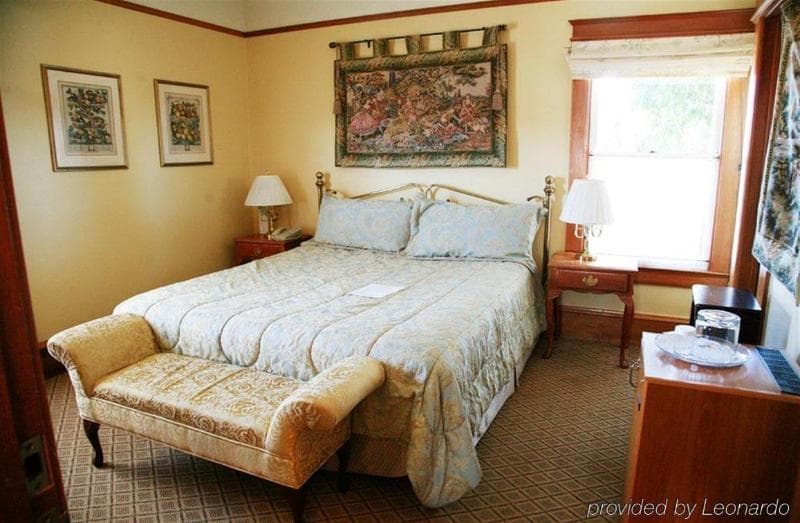 Pacific Grove Inn photo 1