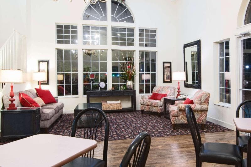 Super 8 By Wyndham Richmond 4
