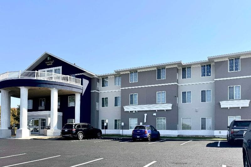 Grandstay Residential Suites Madison 2