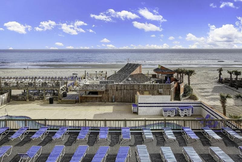 Sands Ocean Club Resort 4