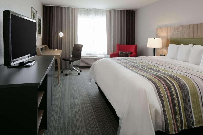 Country Inn & Suites by Radisson, Madison West, WI 5