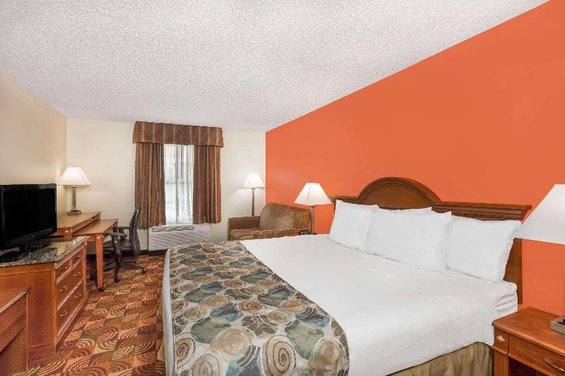 Days Inn By Wyndham Shallotte 3