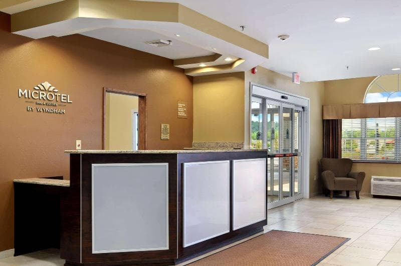Microtel Inn & Suites By Wyndham Marietta 5
