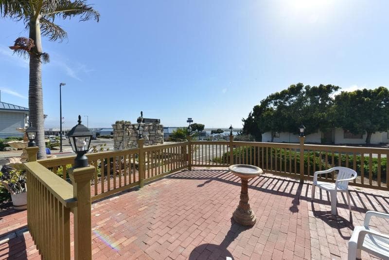 Bay View Inn photo 1