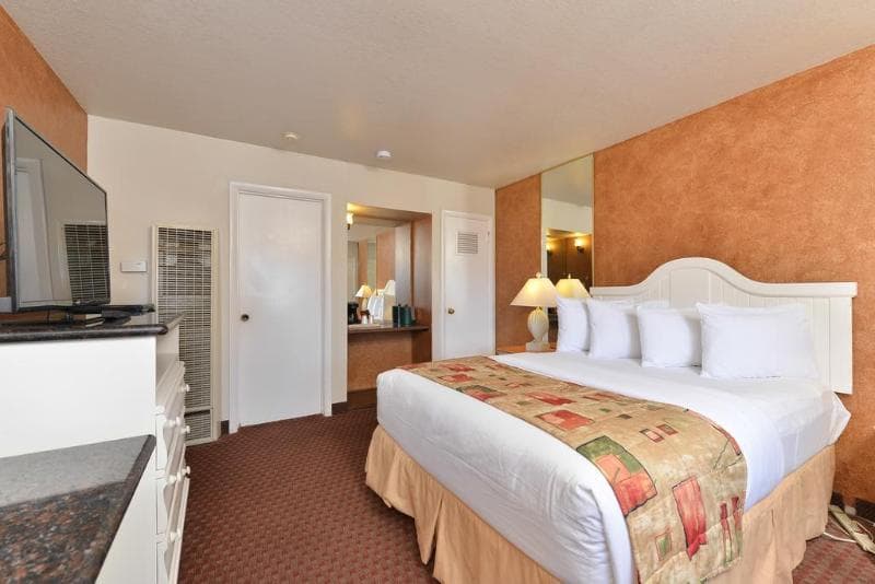 Bay View Inn 3