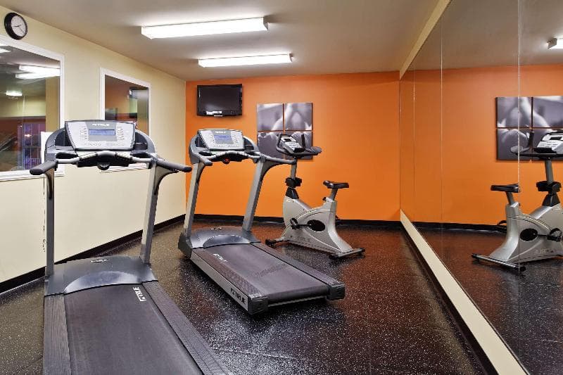 Country Inn & Suites By Radisson, Marion, Il 2