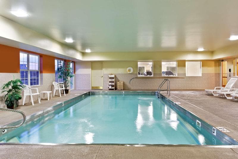 Country Inn & Suites By Radisson, Marion, Il 3