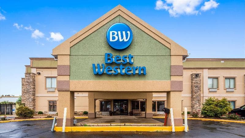 Best Western Crossroads Inn photo 1