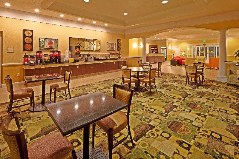 La Quinta Inn & Suites Mobile - Tillman's Corner 3
