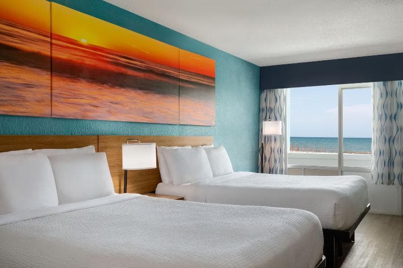 Days Inn by Wyndham Myrtle Beach-Beach Front 4