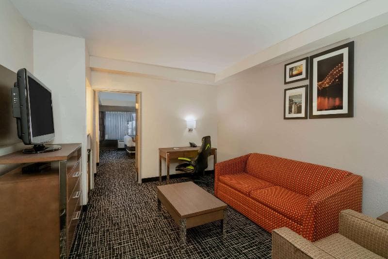 Wingate By Wyndham Memphis East 5