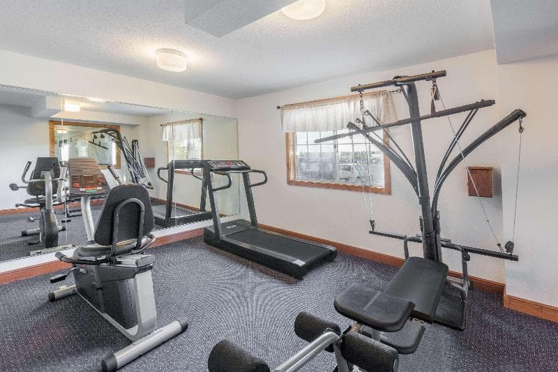 Ramada by Wyndham Mackinaw City Waterfront 2