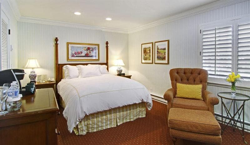Wayside Inn 2