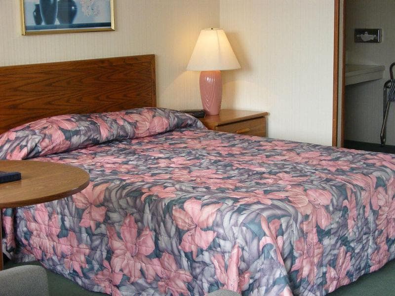 Great Lakes Inn Mackinaw City photo 1