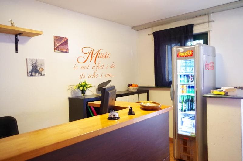 Music Hotel 4
