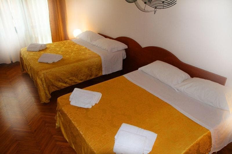Music Hotel 5