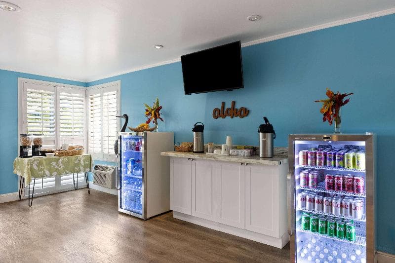 Days Inn by Wyndham Maui Oceanfront 2