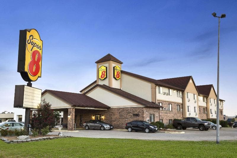 Super 8 By Wyndham Carbondale 4