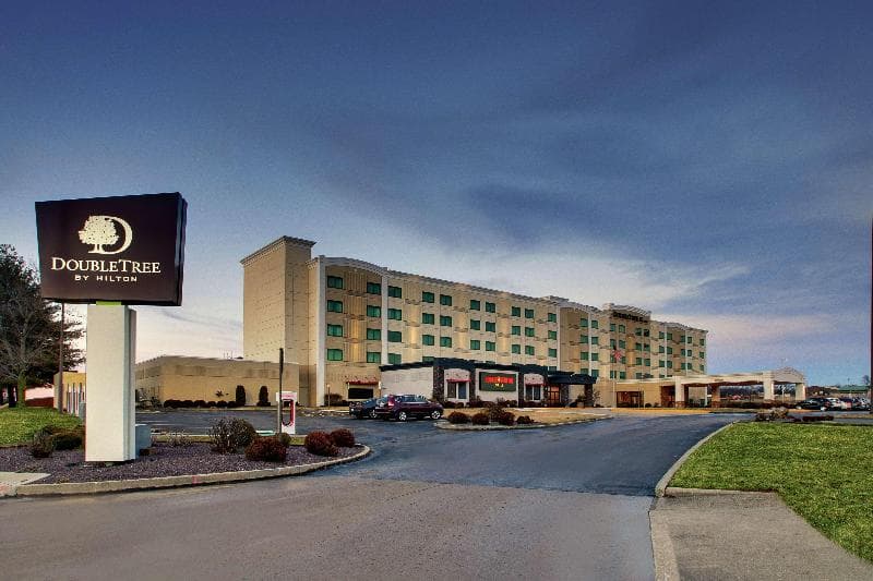 DoubleTree by Hilton Mt. Vernon photo 1